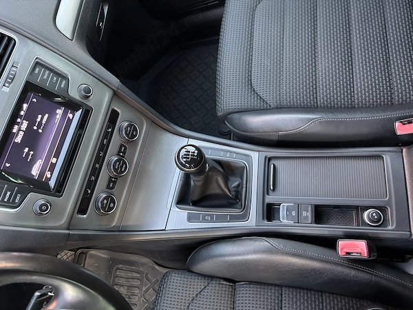 VOLKSWAGEN Golf 2015 — imagine 10