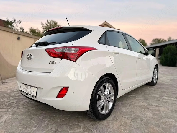 HYUNDAI i30 2015 — imagine 4