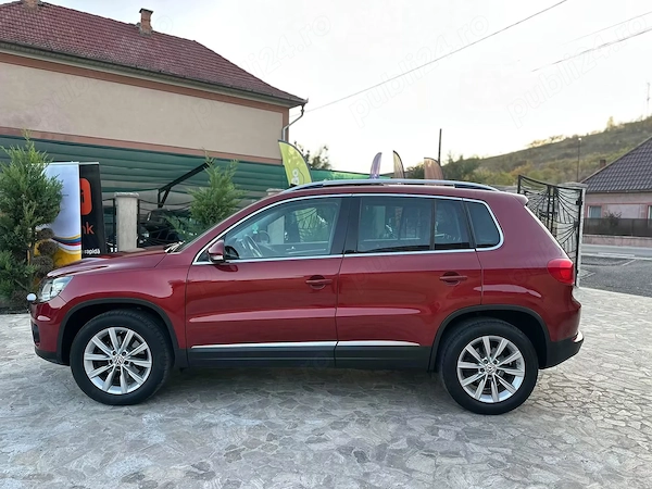 VOLKSWAGEN Tiguan 2012 — imagine 8