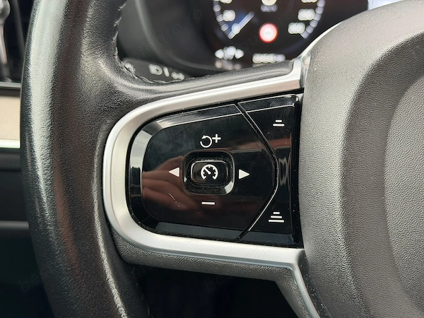 VOLVO XC60 2019 — imagine 18