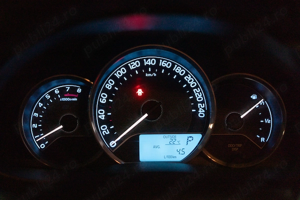 TOYOTA Corolla 2013 — imagine 10