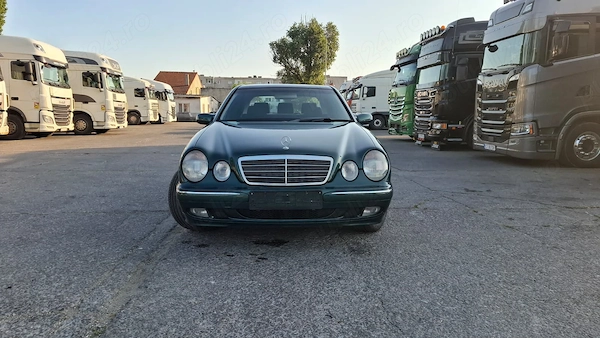 MERCEDES-BENZ E-Class 2001 — imagine 3