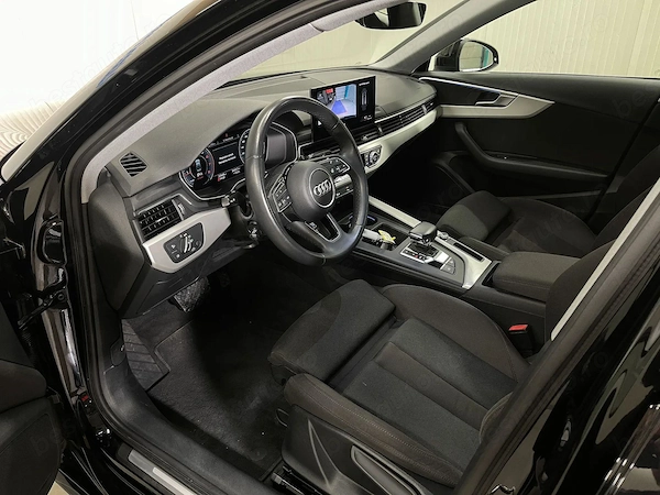 AUDI A4 2021 — imagine 5