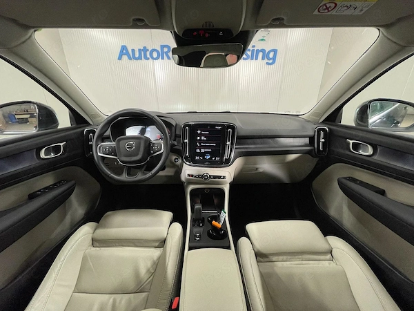 VOLVO XC40 2023 — imagine 7
