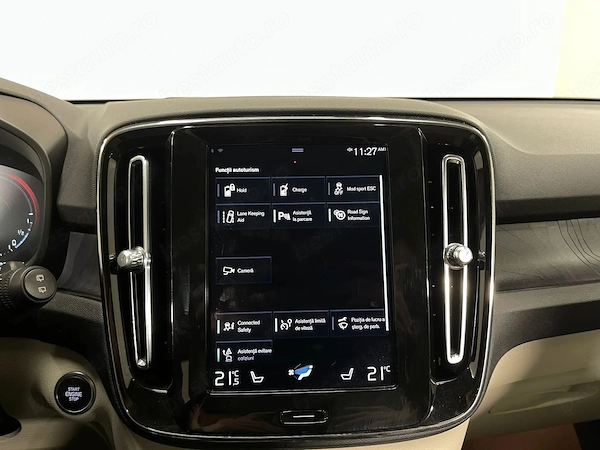 VOLVO XC40 2023 — imagine 17