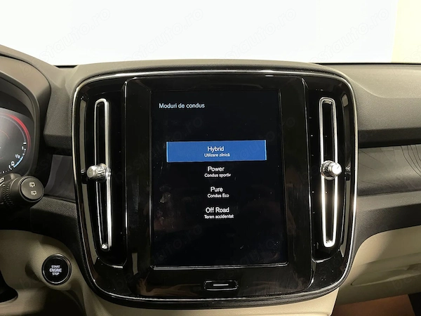 VOLVO XC40 2023 — imagine 15