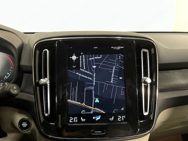 VOLVO XC40 2023 — imagine 16