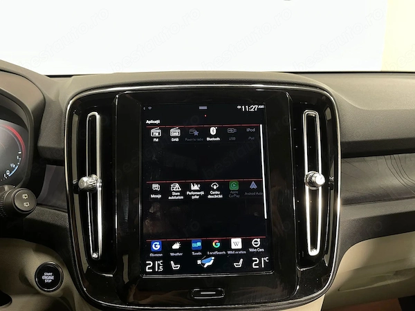 VOLVO XC40 2023 — imagine 18