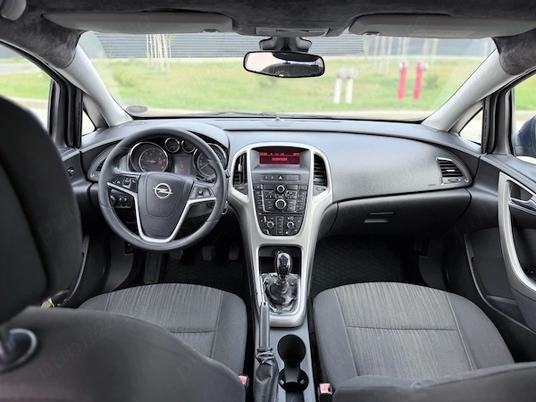 OPEL Astra 2011 — imagine 3