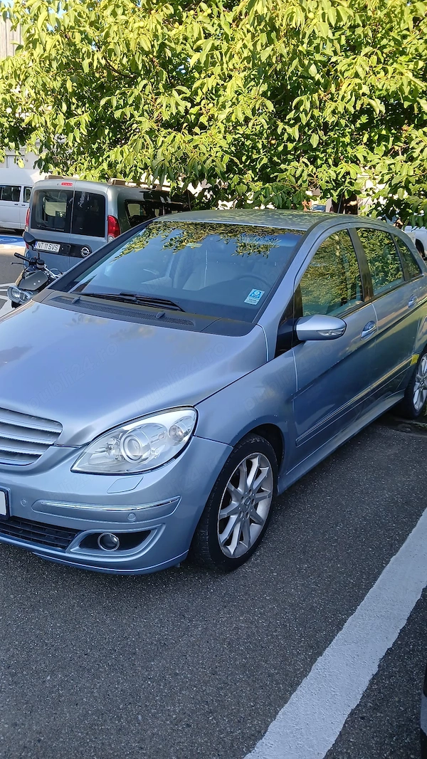 Mercedes-Benz 190