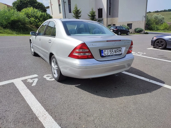 MERCEDES-BENZ C-Class 2003 — imagine 3