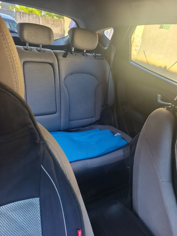 HYUNDAI ix35 2011 — imagine 2
