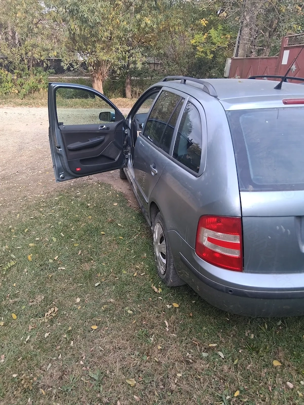 SKODA Fabia 2006 — imagine 5