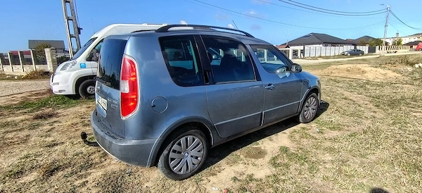 SKODA Roomster 2008 — imagine 2