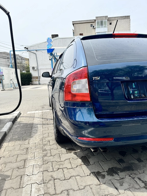 SKODA Octavia 2012 — imagine 9