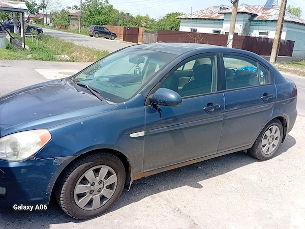 Vand Hyundai Accent benzina,prim proprietar