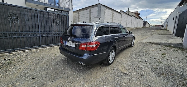 MERCEDES-BENZ E-Class 2012 — imagine 5
