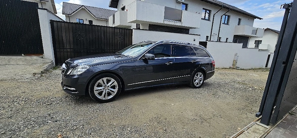 MERCEDES-BENZ E-Class 2012 — imagine 3