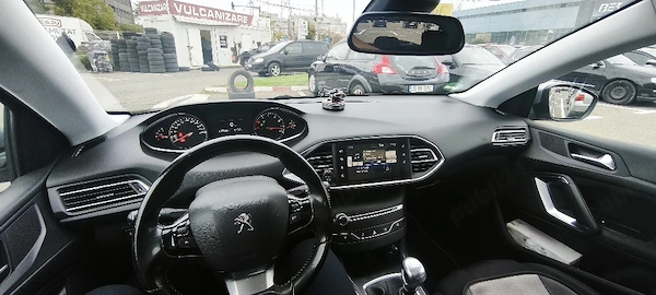 PEUGEOT 308 2013 — imagine 4