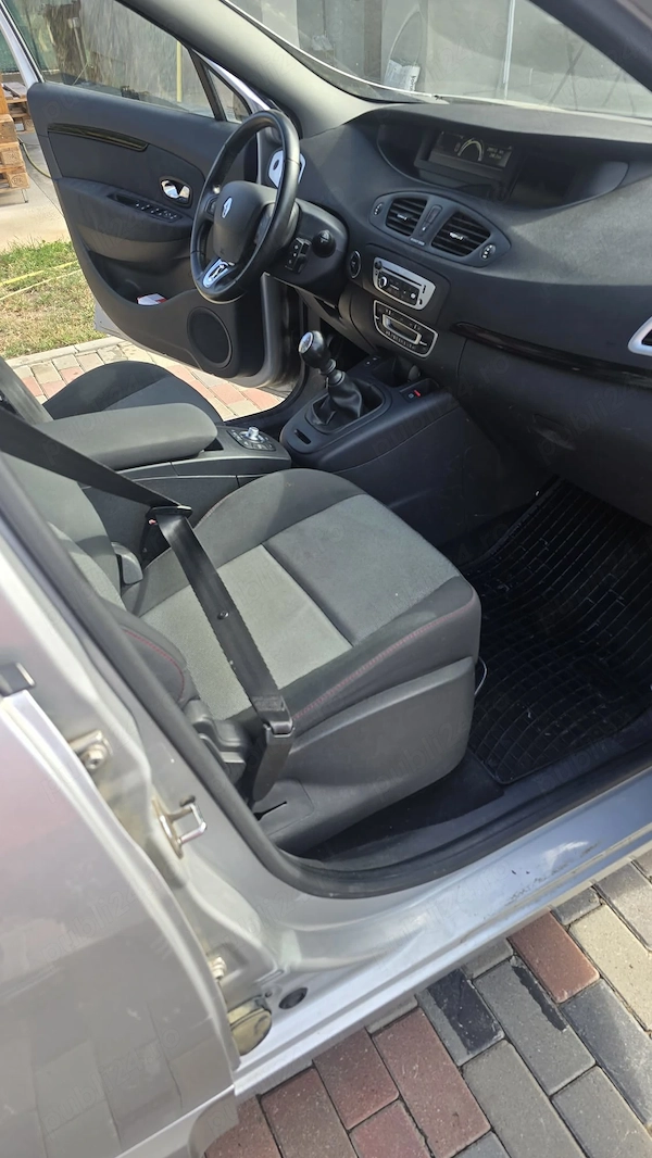 RENAULT Scenic 2013 — imagine 8