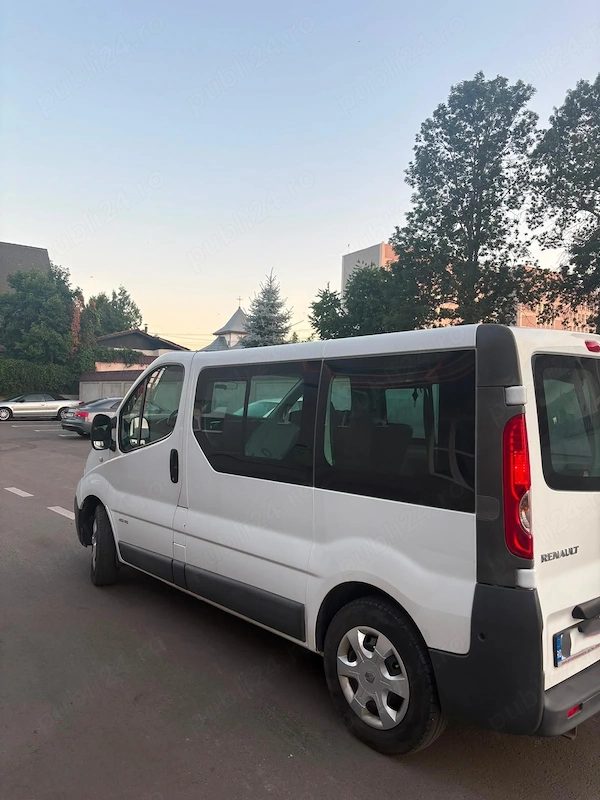 RENAULT Trafic 2011 — imagine 5