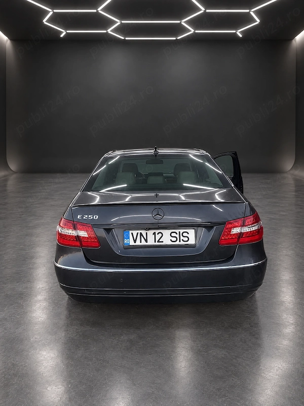 MERCEDES-BENZ E-Class 2010 — imagine 3