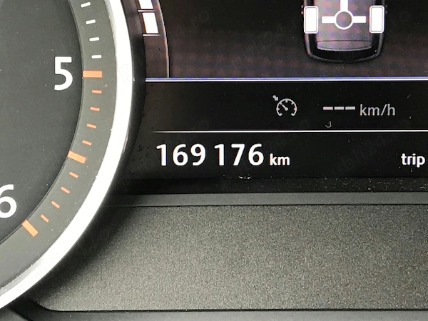 VOLKSWAGEN Touareg 2017 — imagine 7