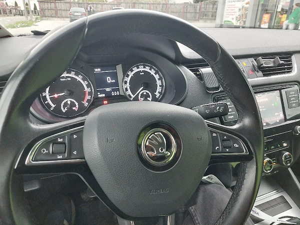 SKODA Octavia 2018 — imagine 4