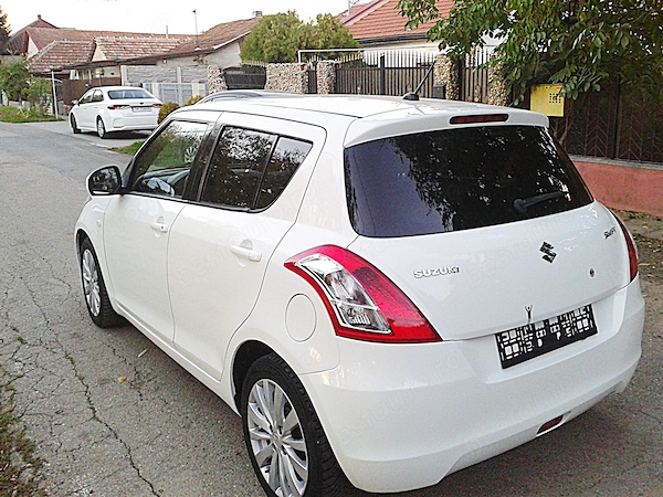SUZUKI Swift 2012 — imagine 3