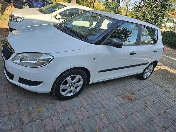 SKODA Fabia 2011 — imagine 4