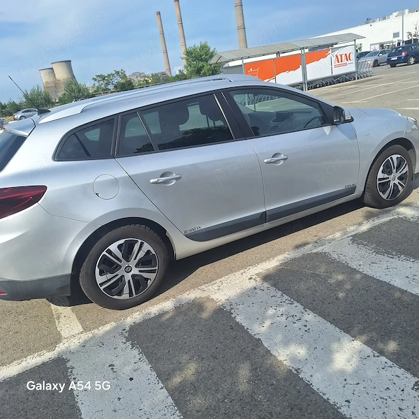 RENAULT Megane 2012 — imagine 2