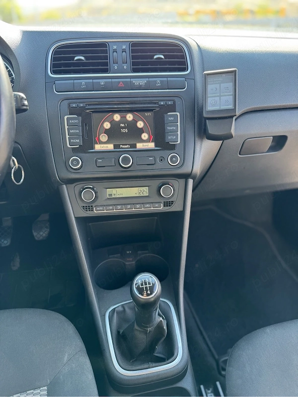 VOLKSWAGEN Polo 2011 — imagine 10