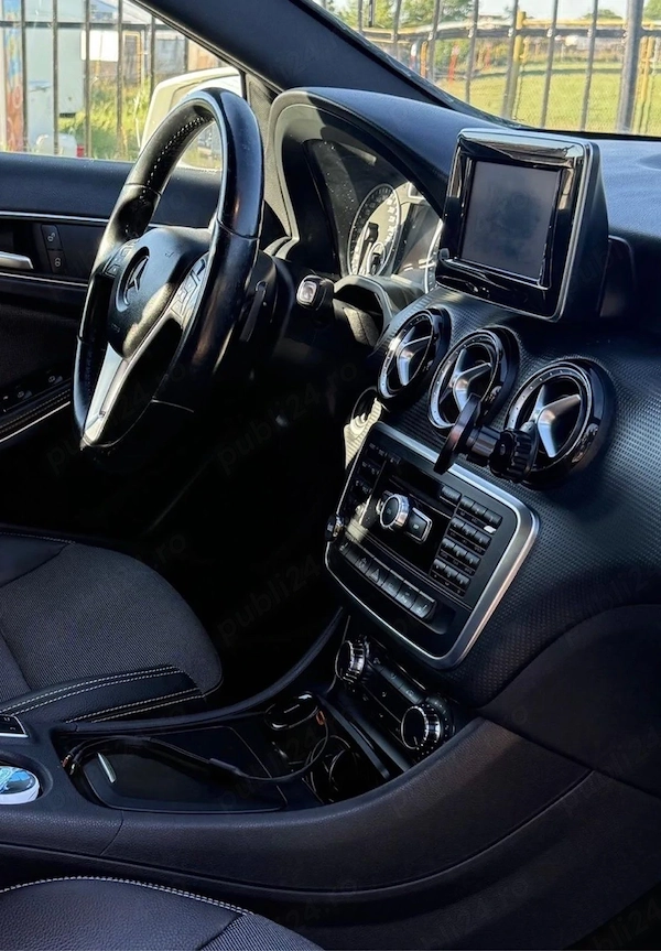 MERCEDES-BENZ A-Class 2013 — imagine 4