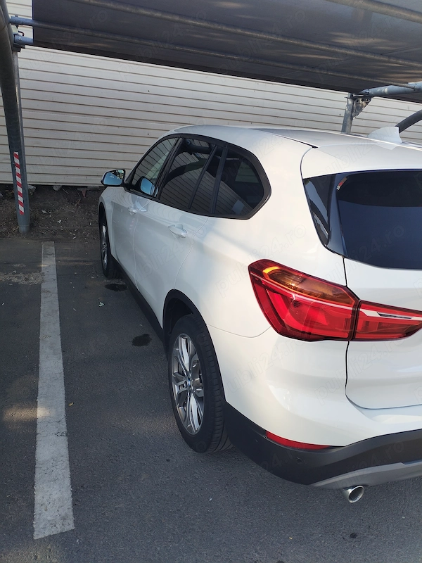 BMW  2018 — imagine 5