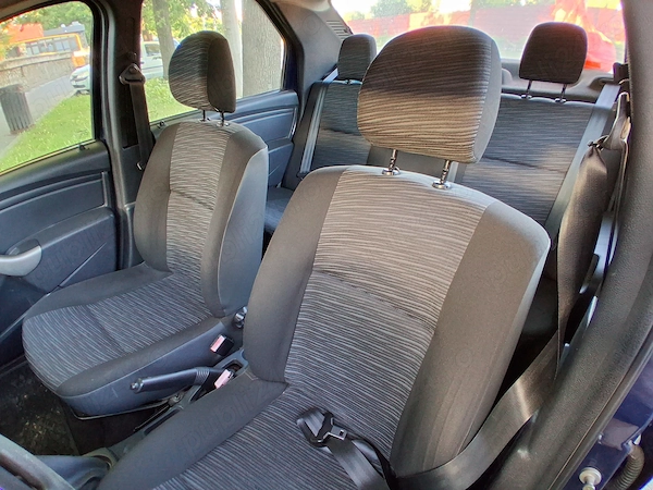DACIA Logan 2010 — imagine 3