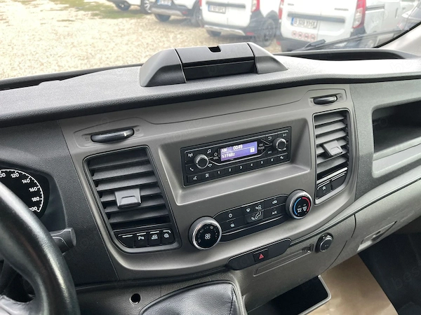 FORD Transit 2021 — imagine 11