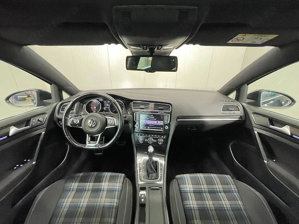 VOLKSWAGEN Golf 2015 — imagine 7
