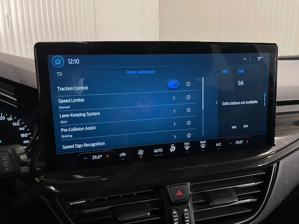 FORD Focus 2023 — imagine 17