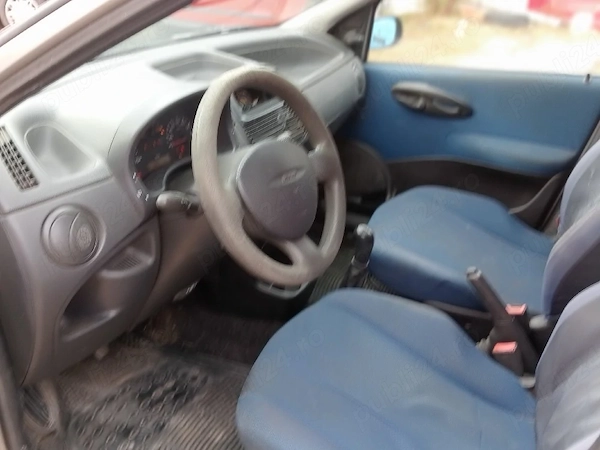 FIAT Punto 2002 — imagine 4