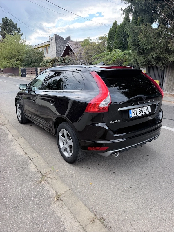 VOLVO XC60 2016 — imagine 2