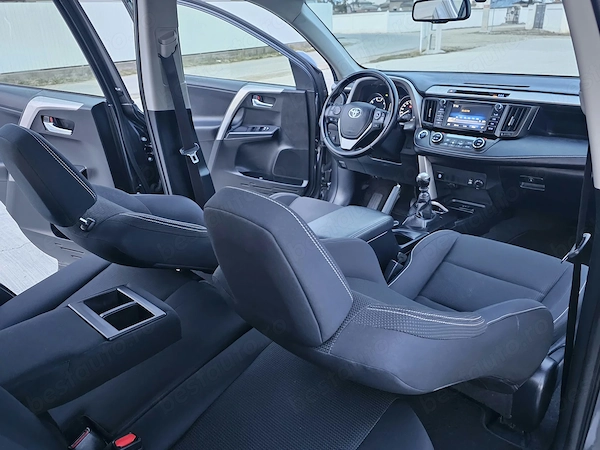 TOYOTA RAV4 2016 — imagine 7