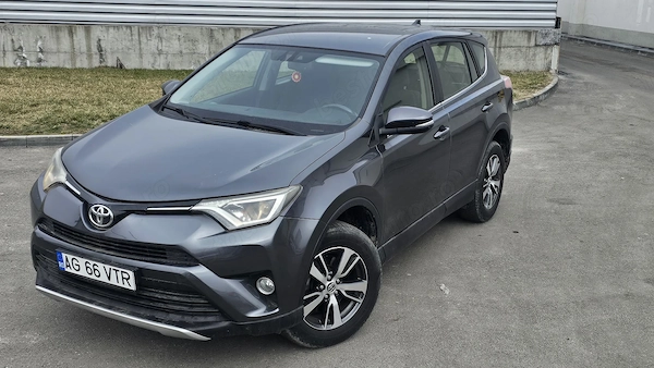 TOYOTA RAV4 2016 — imagine 2