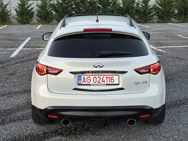 INFINITI QX70 2015 — imagine 6