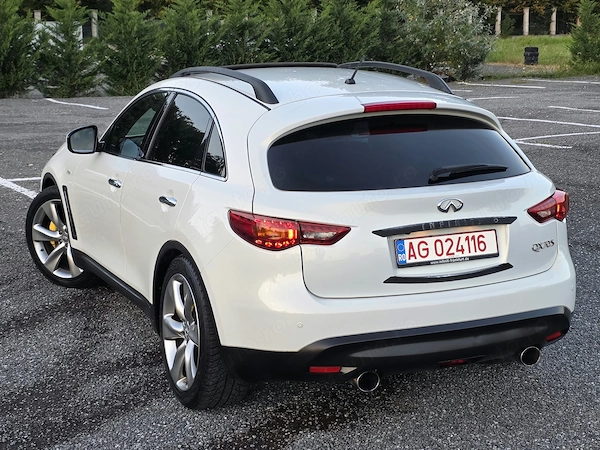INFINITI QX70 2015 — imagine 8