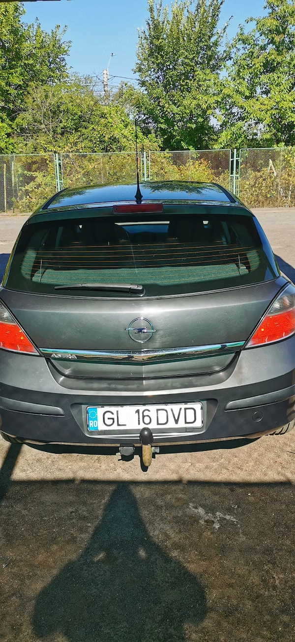 OPEL Astra 2010 — imagine 8