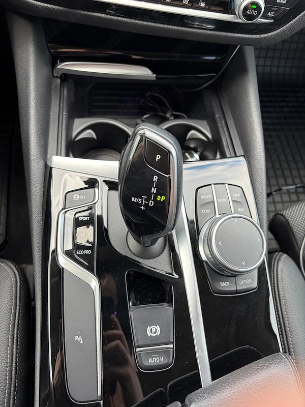 BMW Seria 5 2020 — imagine 10