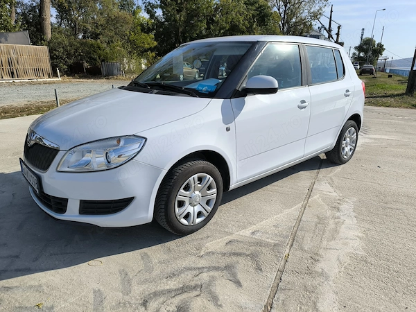 SKODA Fabia 2014 — imagine 3