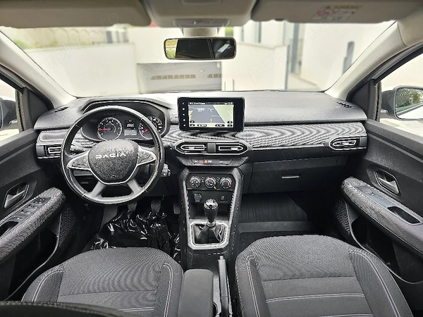 DACIA Logan 2024 — imagine 2
