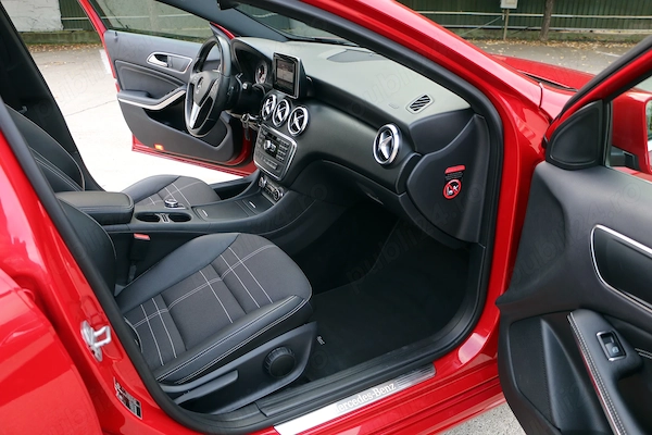 MERCEDES-BENZ A-Class 2013 — imagine 8