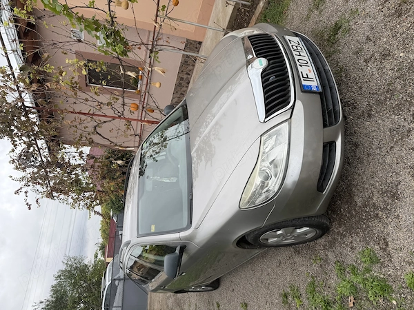 SKODA Octavia 2010 — imagine 2